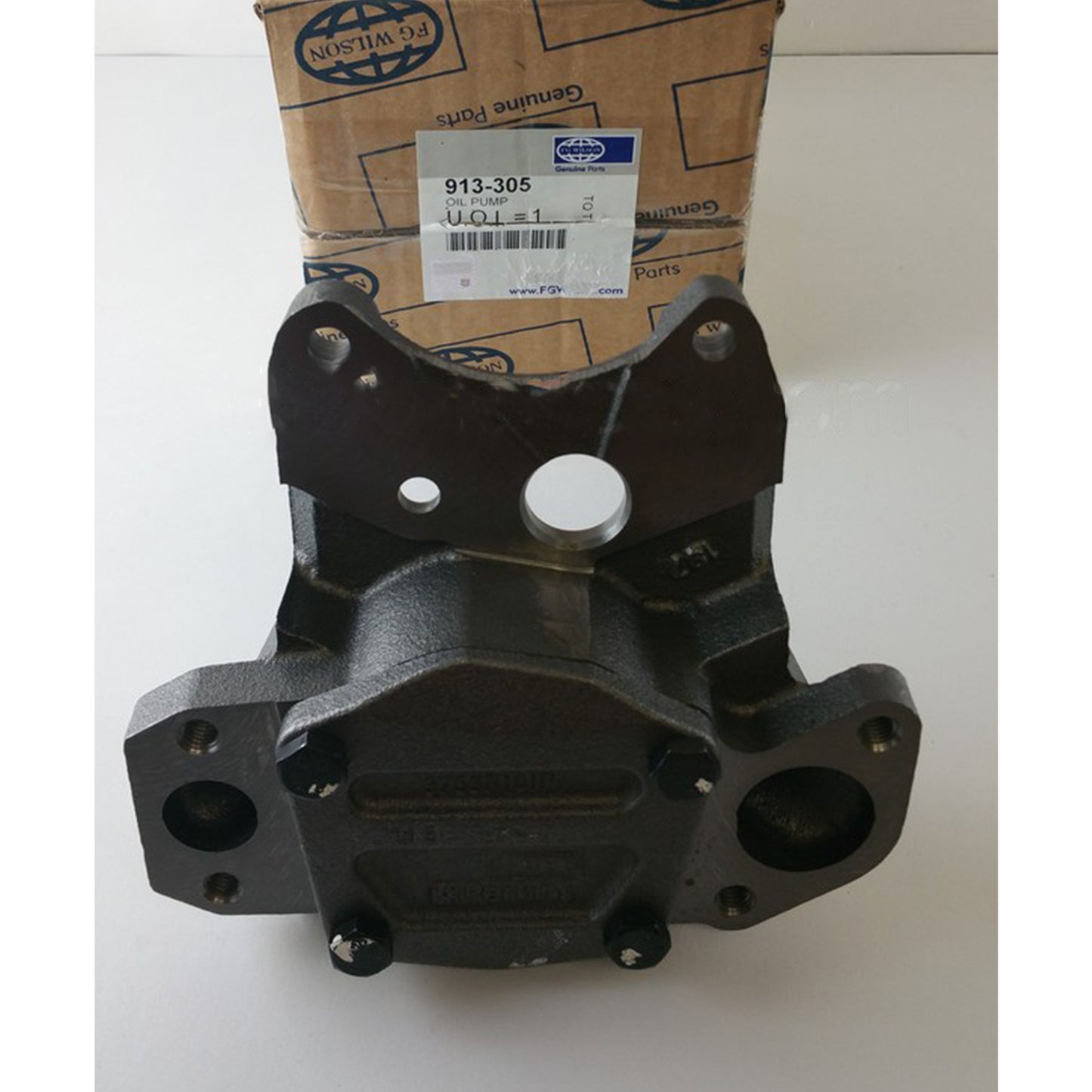 913-305 Oil pump FG Wilson