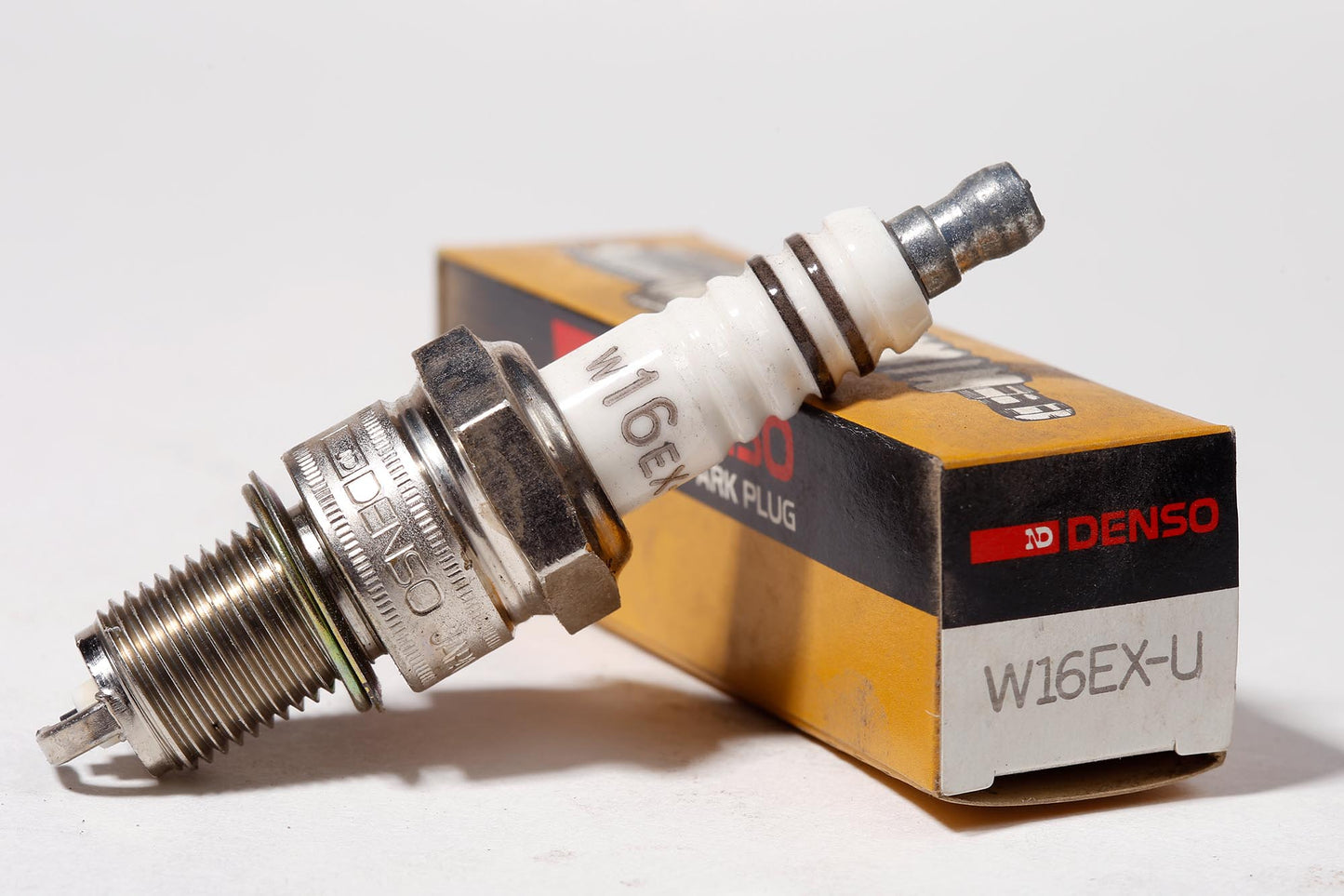 Denso W16EX-U spark plug